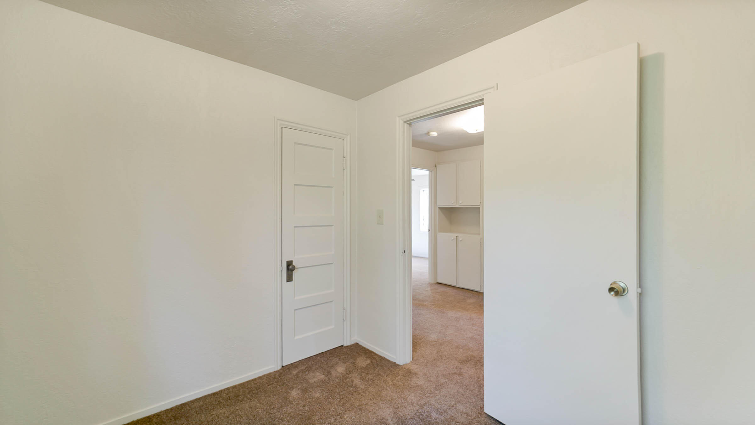 468 Rio Street Redding, CA 96001 - Photo 16 of 33 Bedroom 1