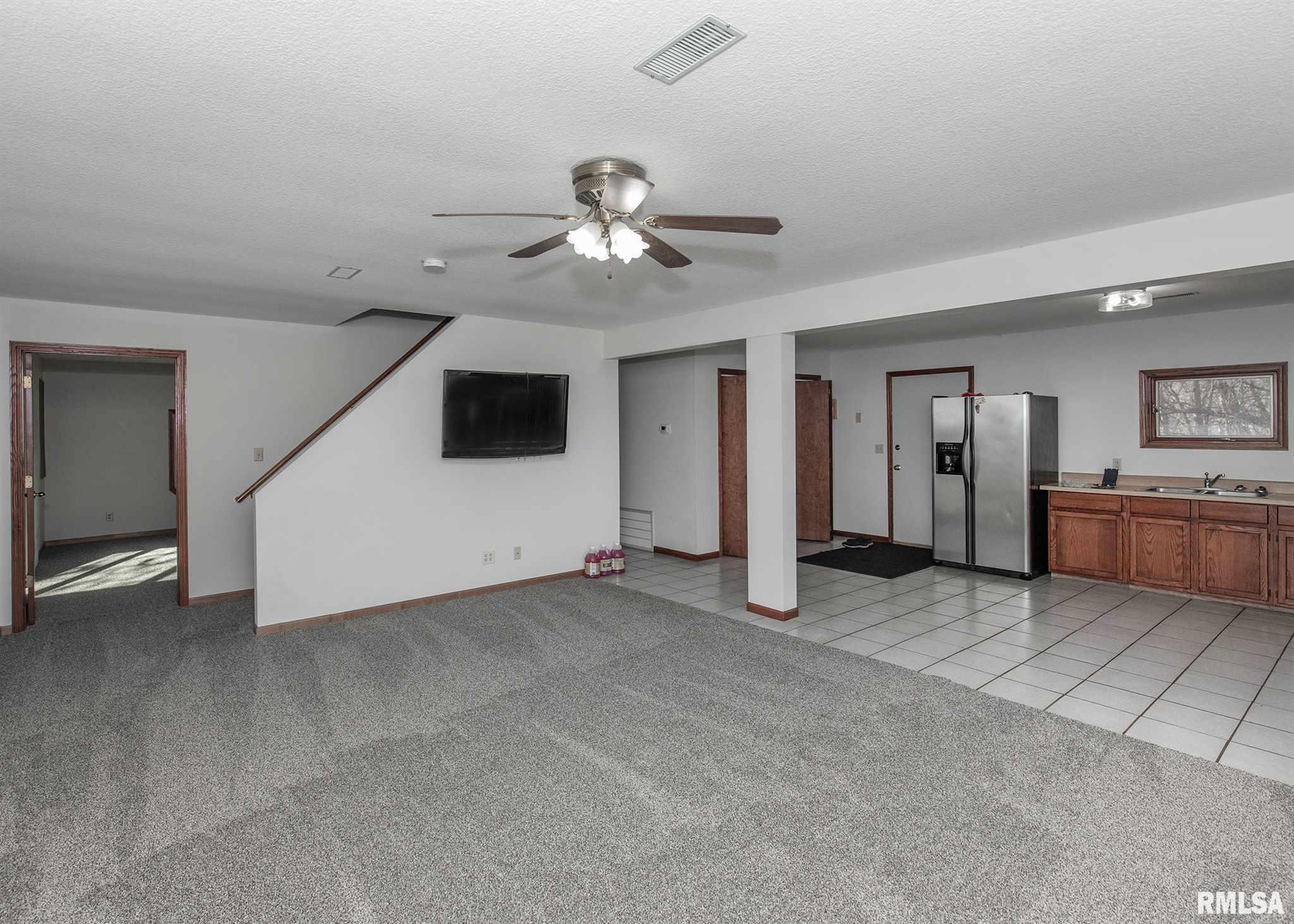 14329 78th Avenue West Taylor Ridge, IL 61284 - Photo 9 of 25 Gallery Image 9