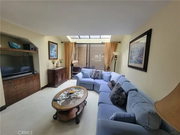 $7,000 | 5 Morning Glory, Irvine, CA 92603