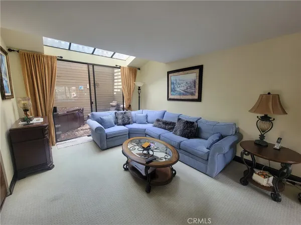 $7,000 | 5 Morning Glory, Irvine, CA 92603