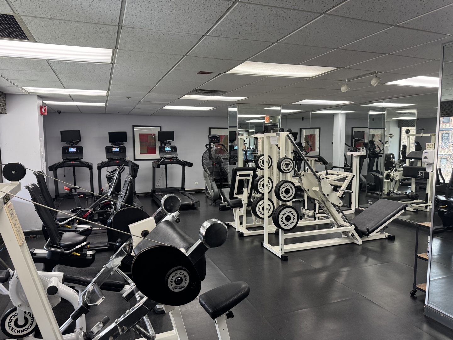 5320 North Sheridan Road, Unit 1007 Chicago, IL 60640 - Photo 12 of 14 Gallery Image 12