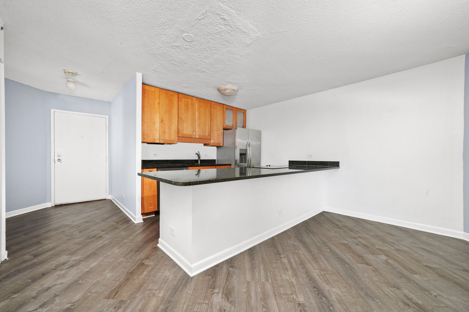5320 North Sheridan Road, Unit 1007 Chicago, IL 60640 - Photo 6 of 14 Gallery Image 6