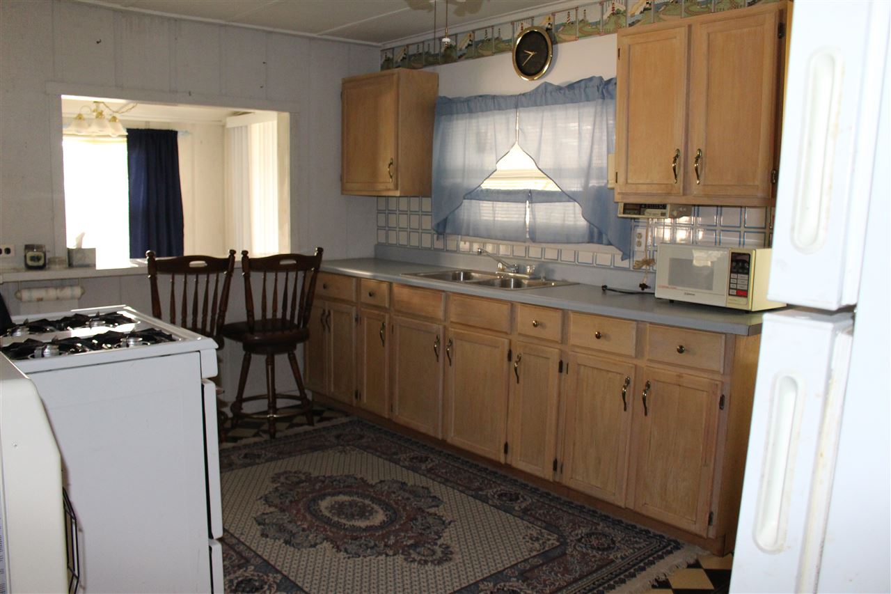 5629 East Bass Center Road Monticello, IN 47960 - Photo 7 of 14 Gallery Image 7