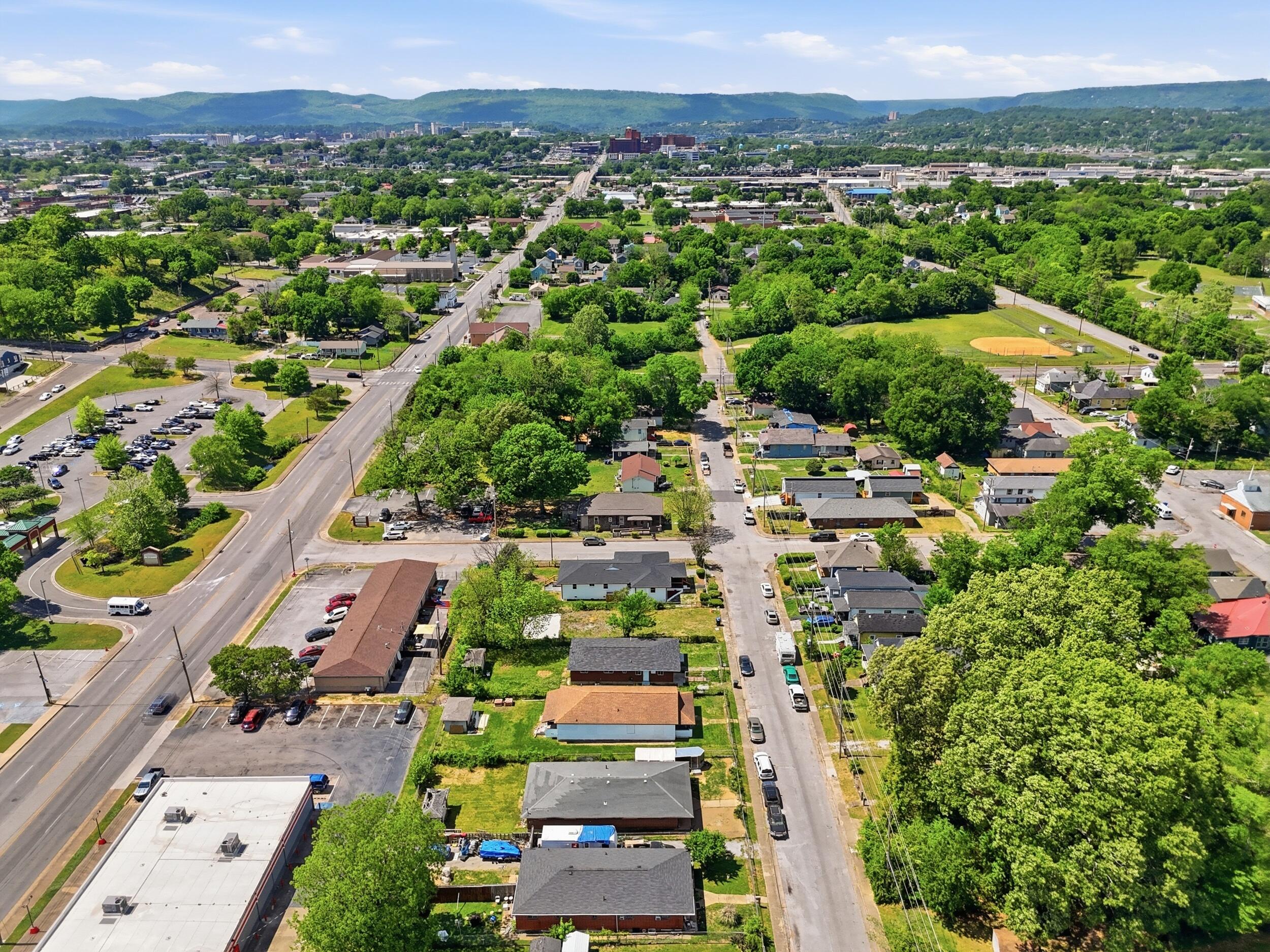 2000 Garfield Street Chattanooga, TN 37404 - Photo 28 of 32 dji_20260417024001_0286_d