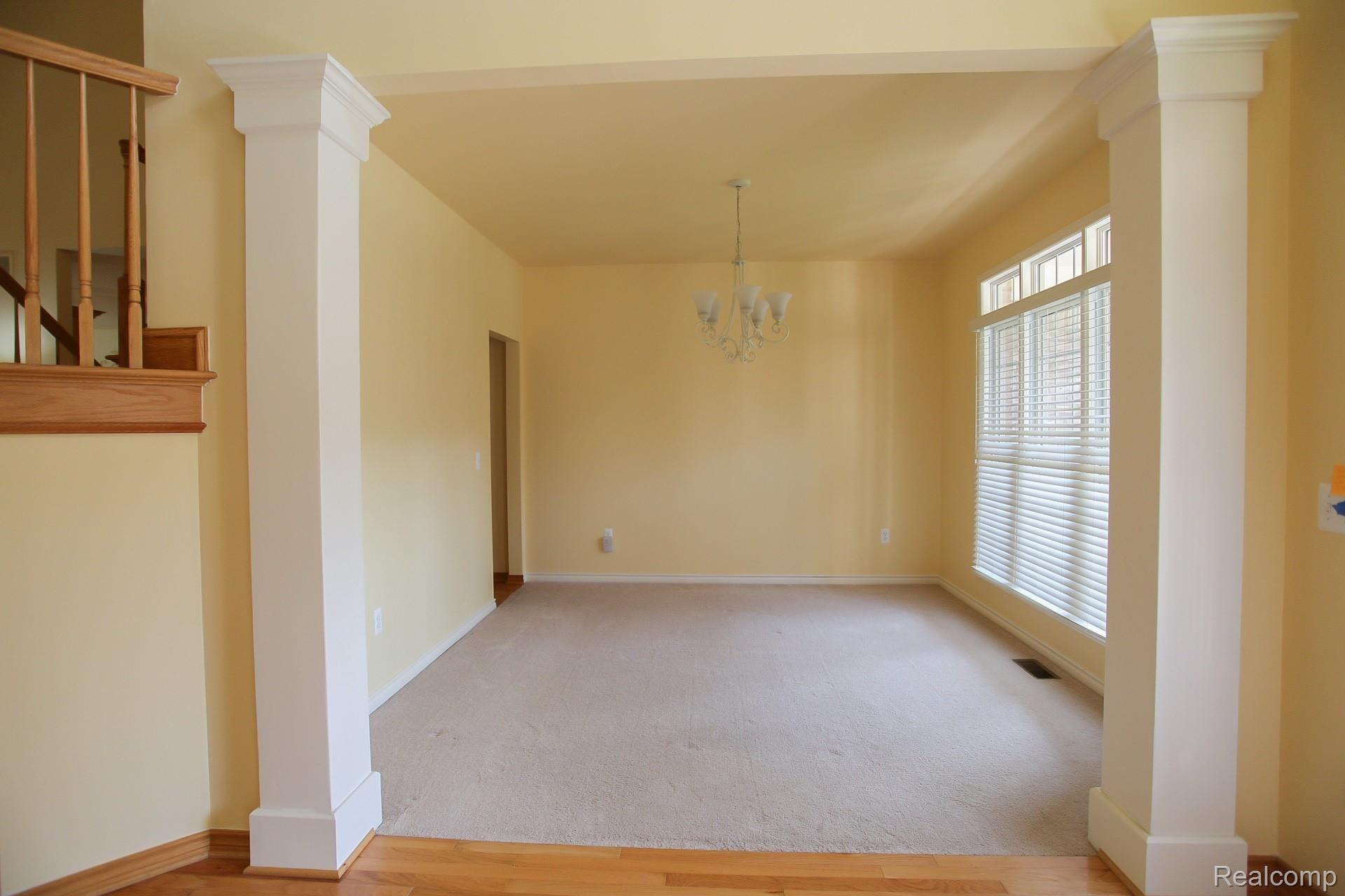 1241 Bloomer Road Rochester, MI 48307 - Photo 36 of 39 IMG_0700.JPG