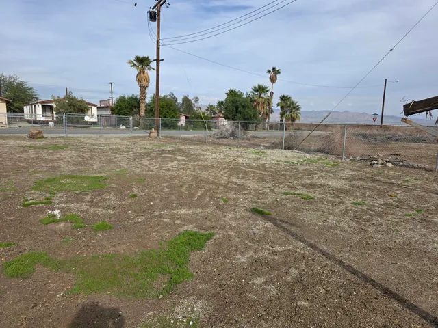 $160,000 | 9588 Avenue H, Bombay Beach, CA 92257