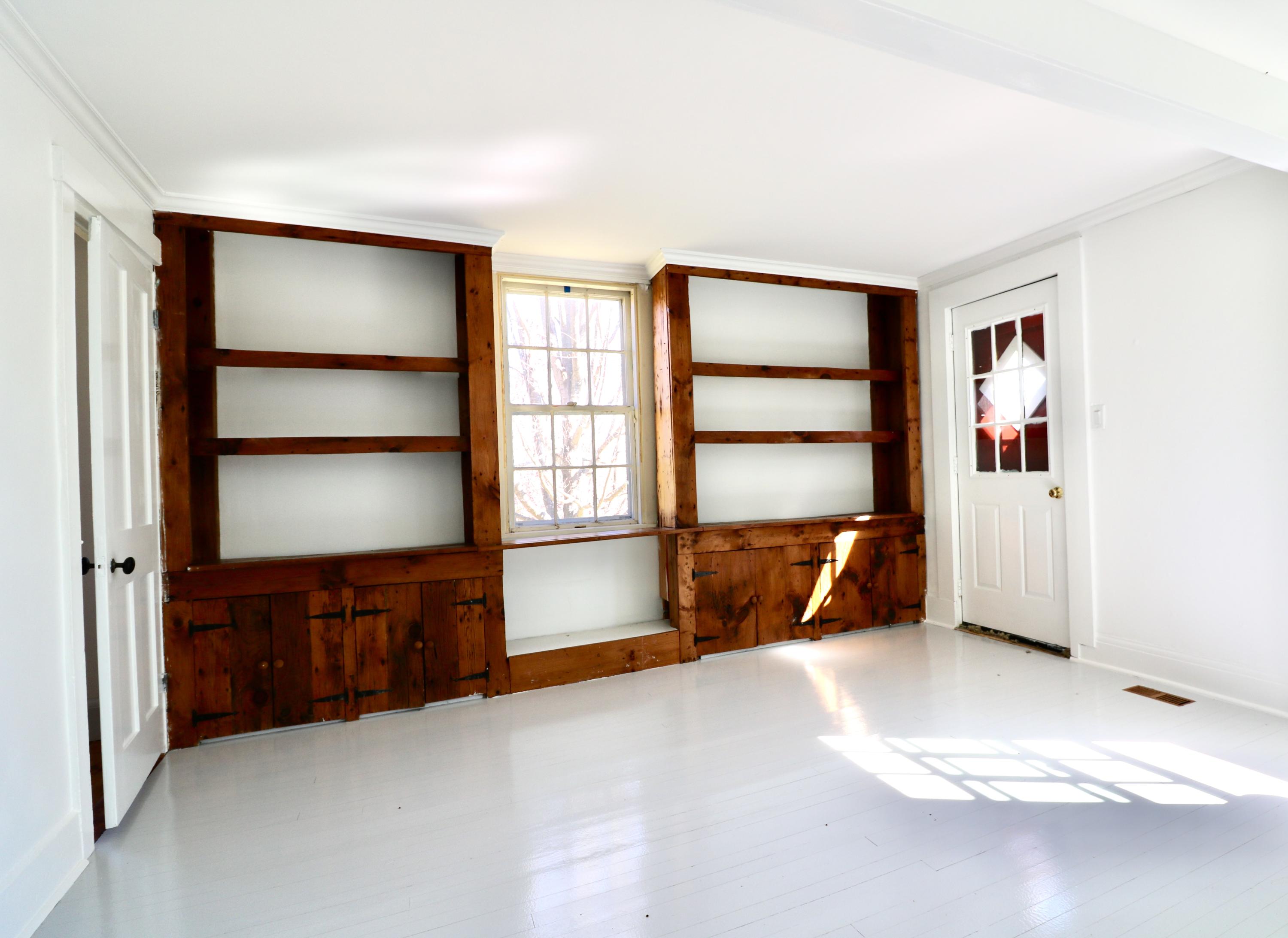 763 Dutch Neck Road Waldoboro, ME 04572 - Photo 10 of 43 09 living room