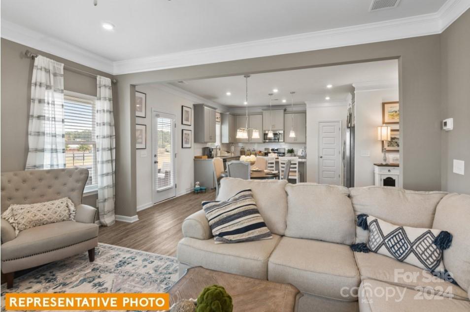 5811 Stephanie Street Charlotte, NC 28212 - Photo 5 of 15 Gallery Image 5