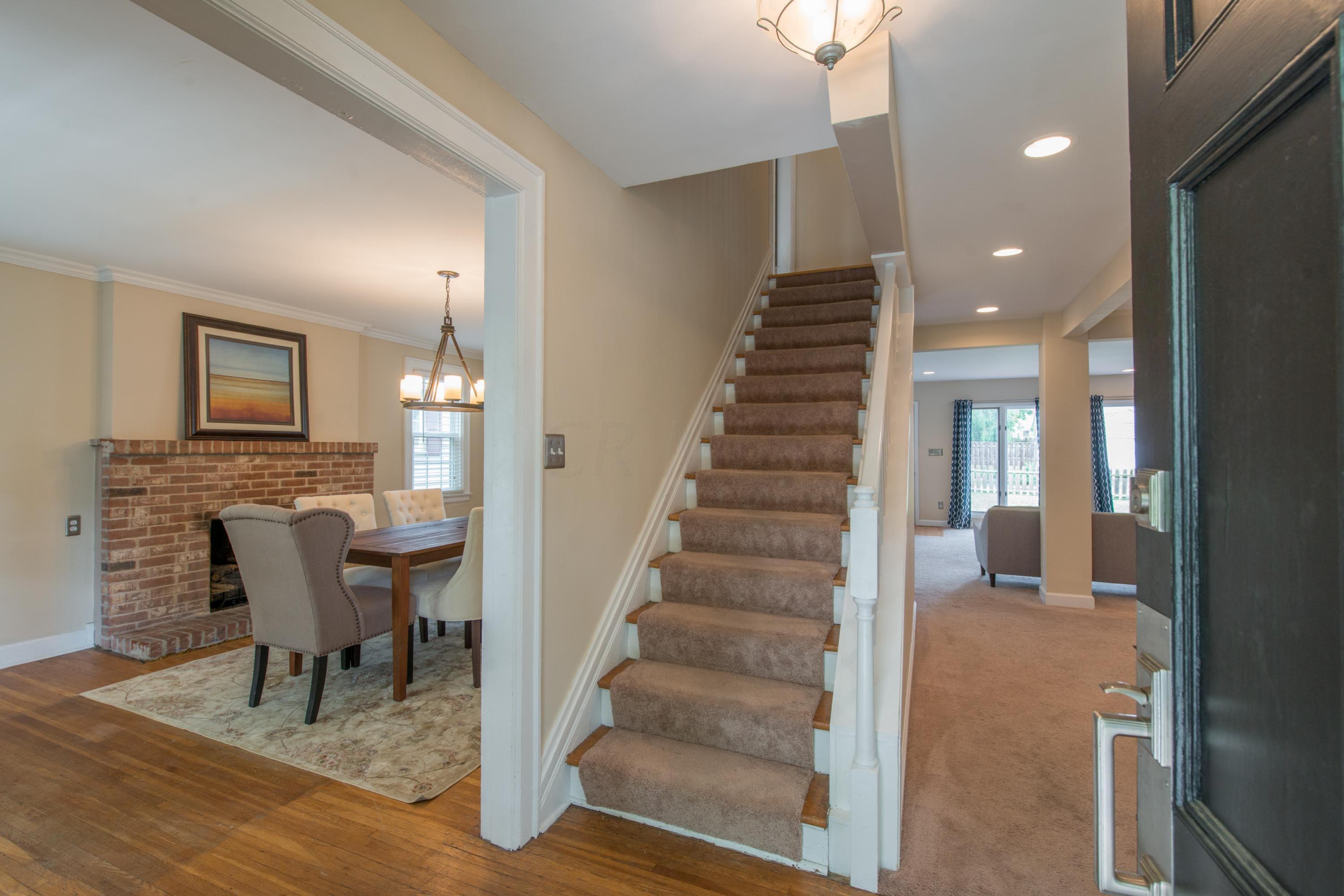 790 South Cassingham Road Bexley, OH 43209 - Photo 3 of 45