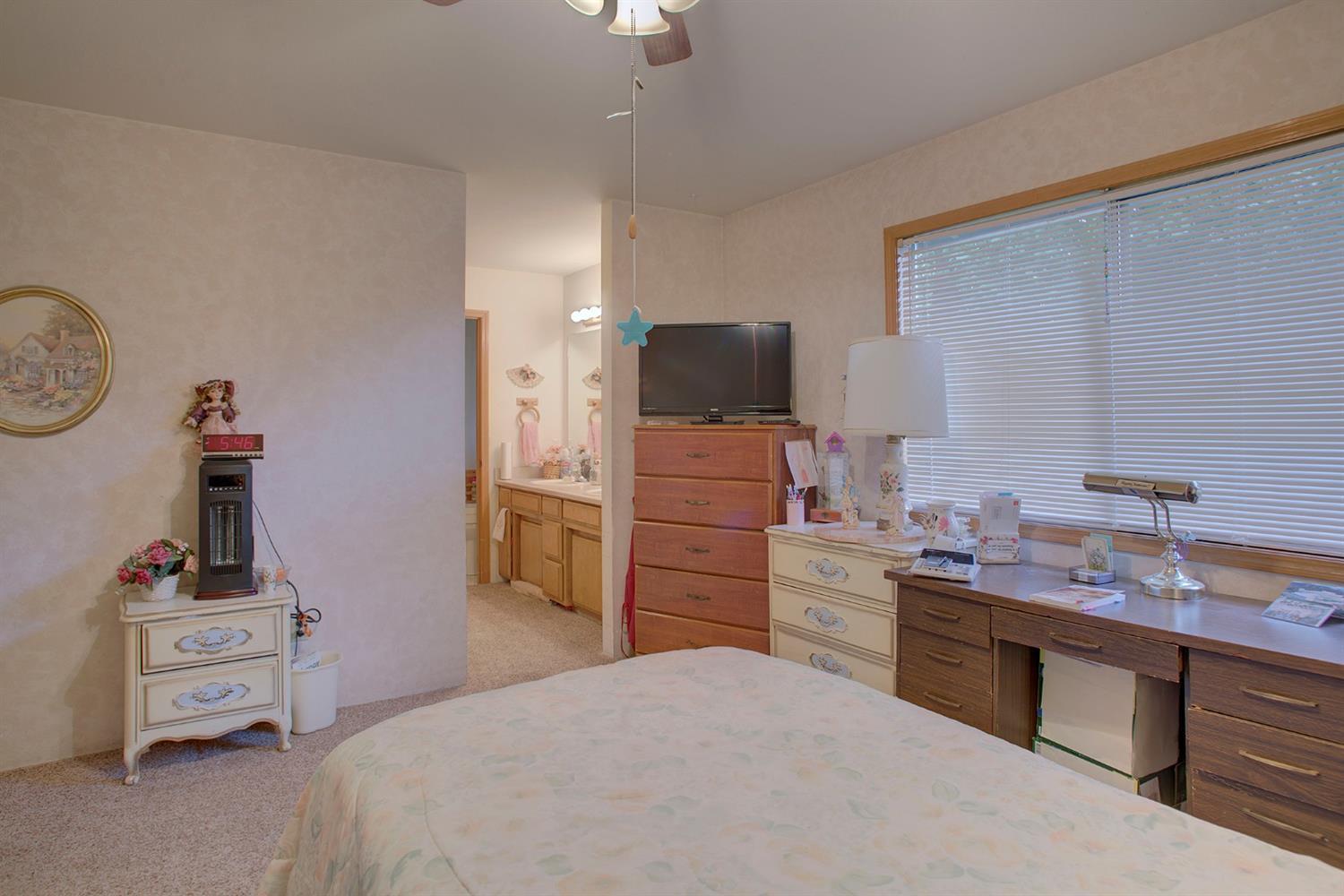 2508 Roberts Road Medford, OR 97504 - Photo 16 of 23 Additional Photo
