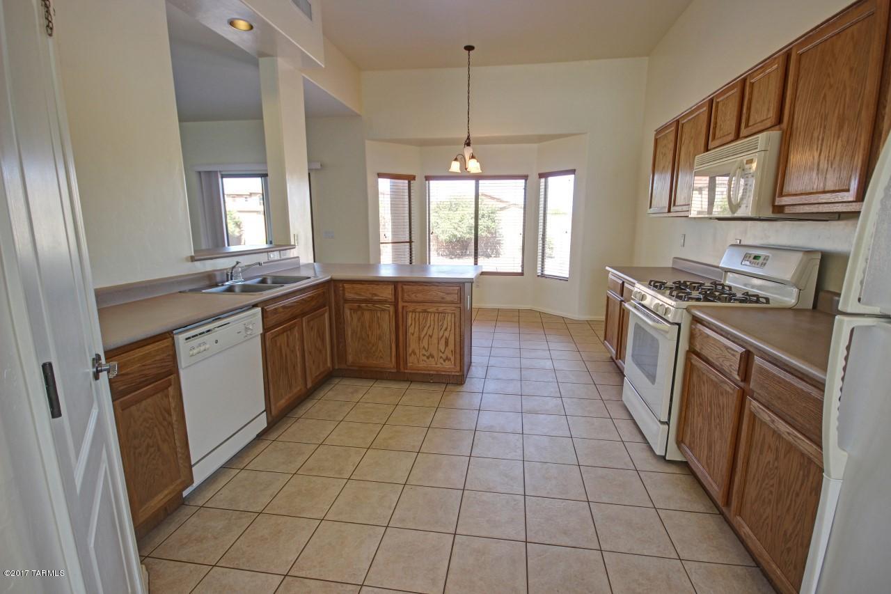 3739 East Fjord Pony Road Tucson, AZ 85739 - Photo 15 of 40
