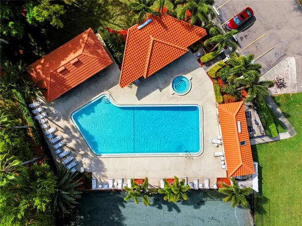 $210,000 | 2506 Hammock Court, Unit 2506, Clearwater, FL 33761