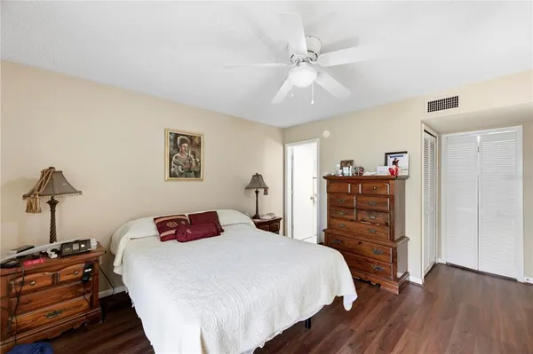 $210,000 | 2506 Hammock Court, Unit 2506, Clearwater, FL 33761