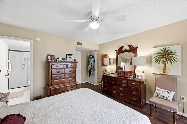 $210,000 | 2506 Hammock Court, Unit 2506, Clearwater, FL 33761