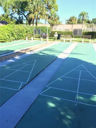 a view of a tennis court