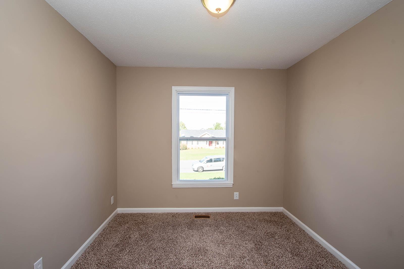 2750 Union Hall Road Clarksville, TN 37040 - Photo 13 of 15 Gallery Image 13