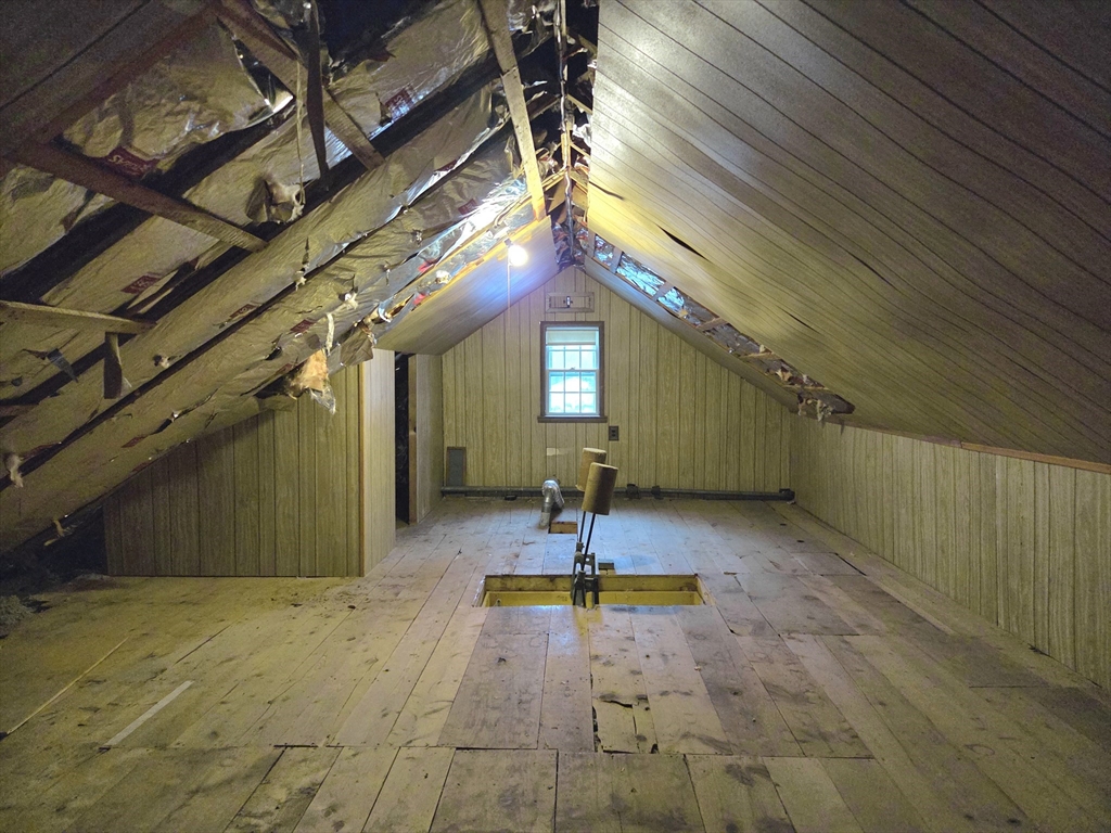 94 Old Oaken Bucket Road Scituate, MA 02066 - Photo 16 of 21