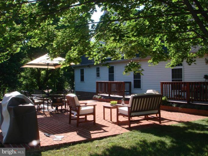 11533 Walnut Point Road Hagerstown, MD 21740 - Photo 25 of 25 Patio 2