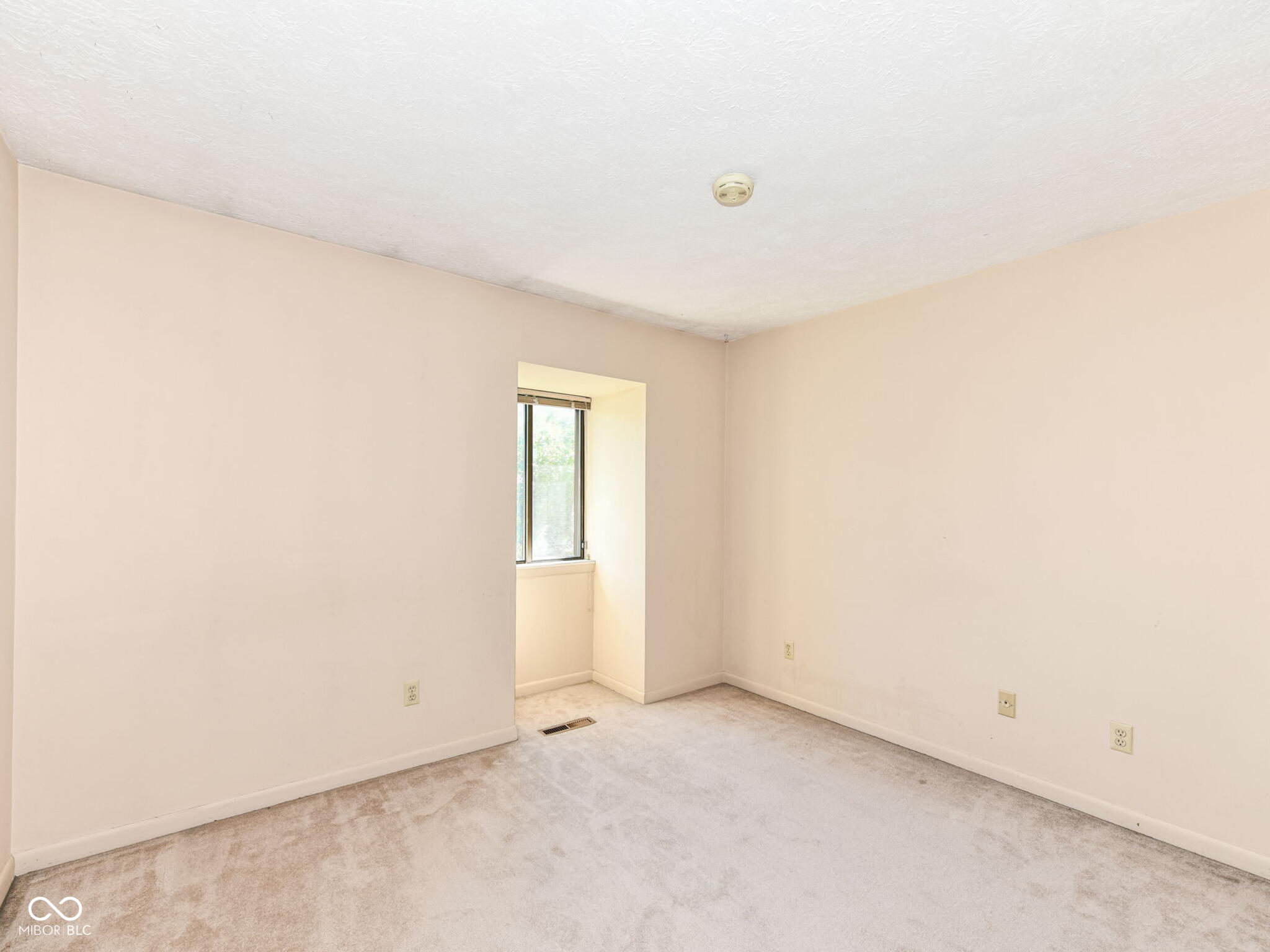 5328 North Franklin Road Indianapolis, IN 46226 - Photo 18 of 20
