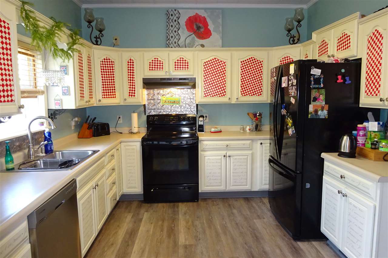 1330 Franklin Avenue Rochester, IN 46975 - Photo 5 of 36