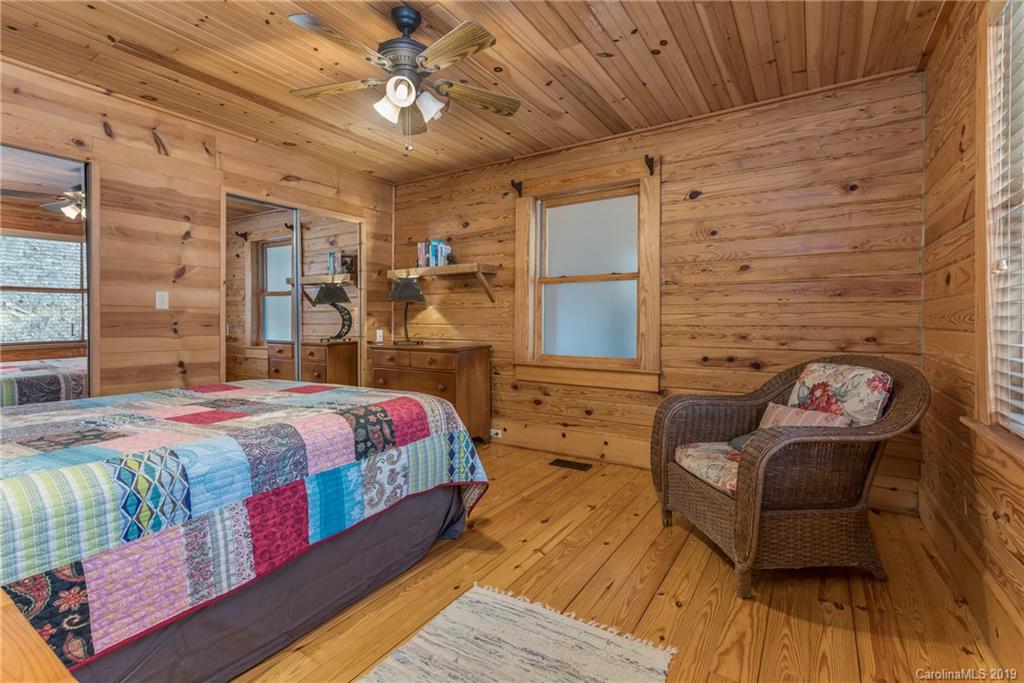 5520 Hunting Country Road Tryon, NC 28782 - Photo 16 of 48