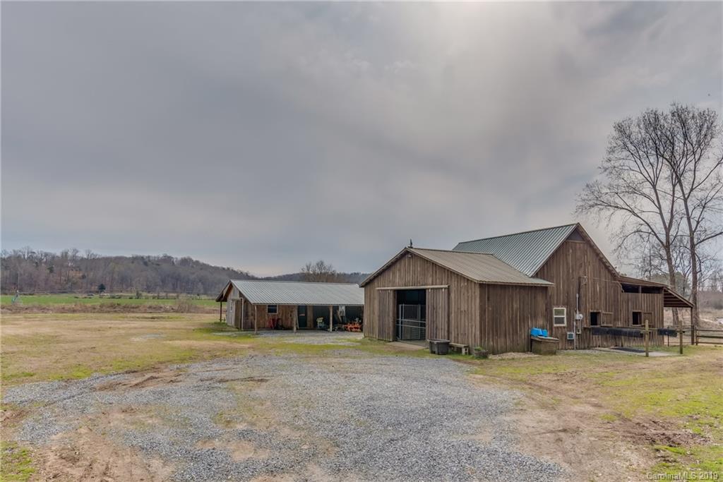 5520 Hunting Country Road Tryon, NC 28782 - Photo 38 of 48