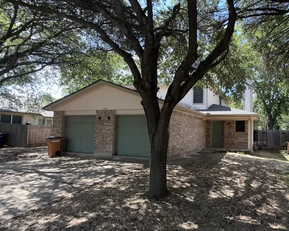 $1,795 | 2906 Kestrel Drive, Unit B, Austin, TX 78745