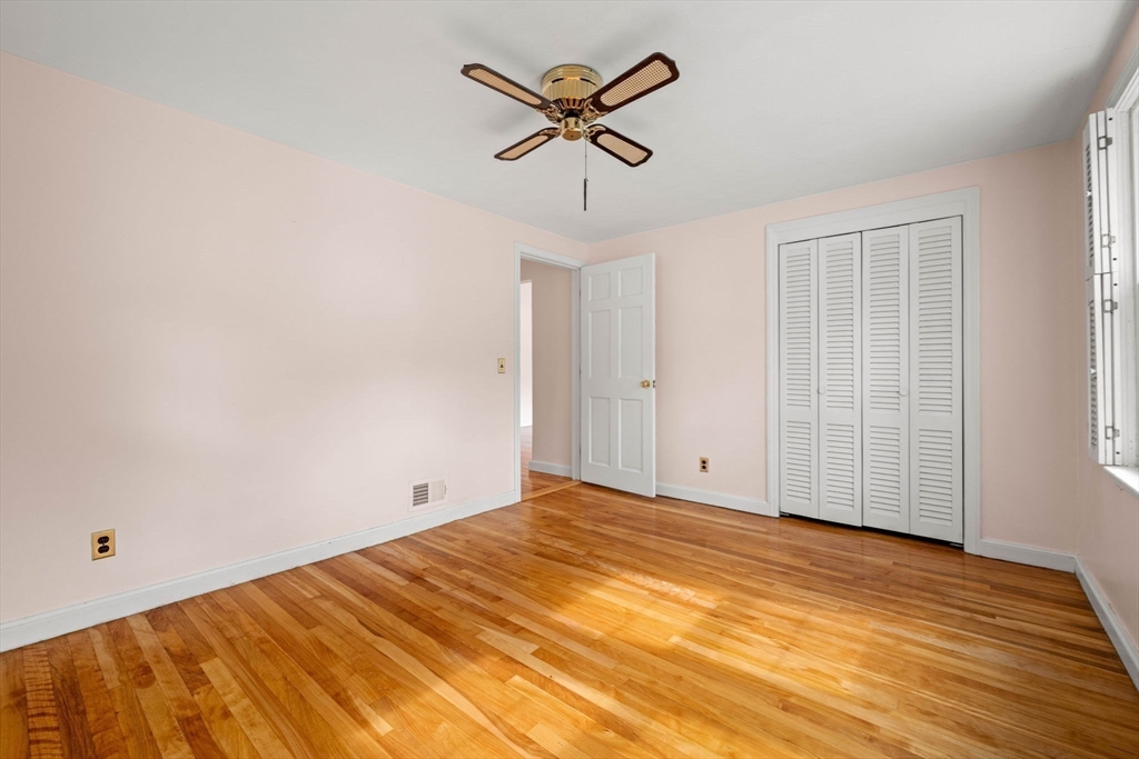 31 Thomas Road Lynnfield, MA 01940 - Photo 15 of 30 Gallery Image 15