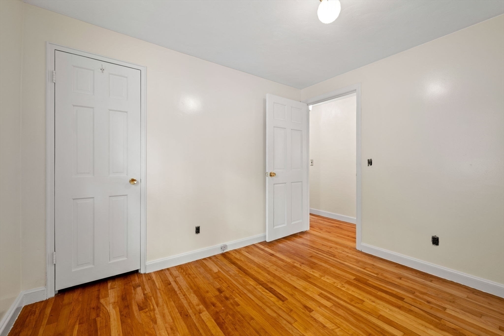 31 Thomas Road Lynnfield, MA 01940 - Photo 17 of 30 Gallery Image 17