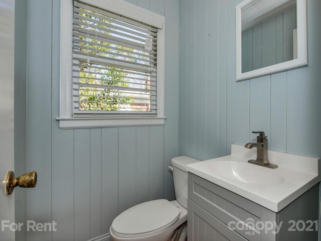 943 B Norland Road Charlotte, NC 28205 - Photo 11 of 17