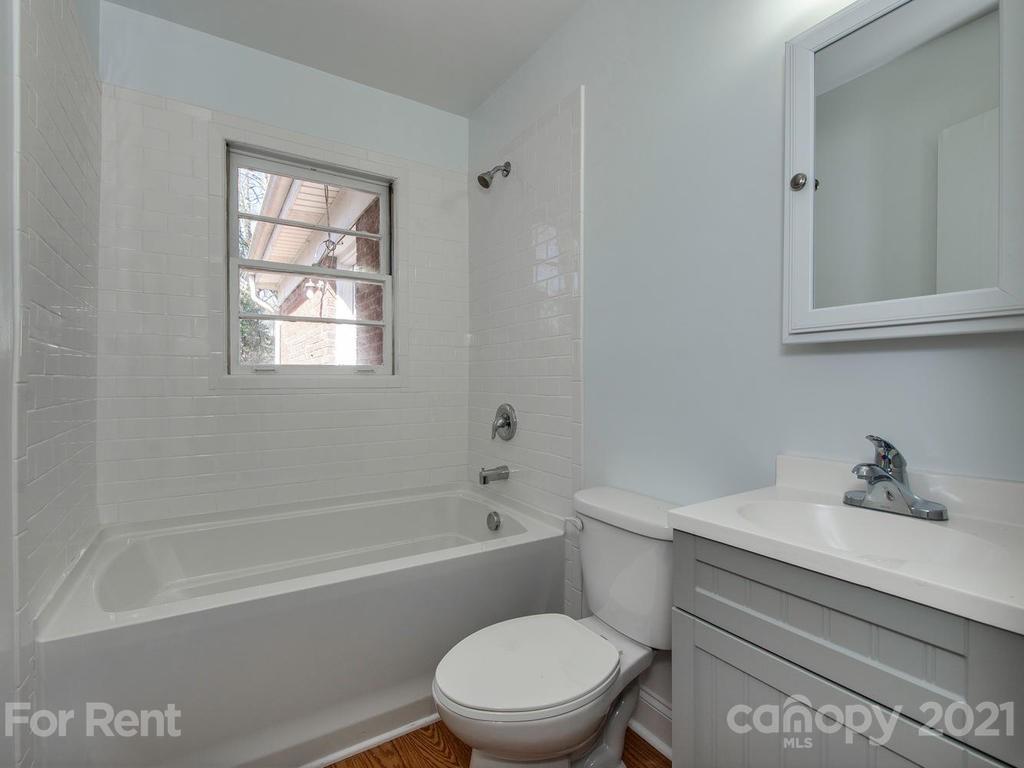 943 B Norland Road Charlotte, NC 28205 - Photo 12 of 17
