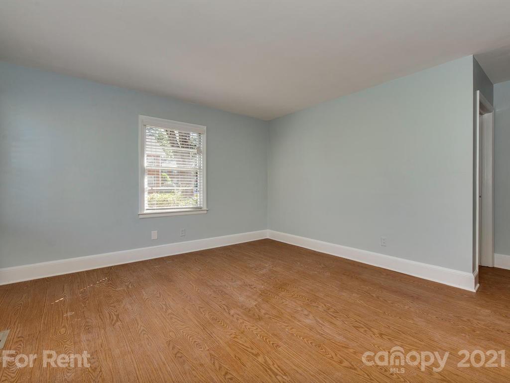943 B Norland Road Charlotte, NC 28205 - Photo 7 of 17