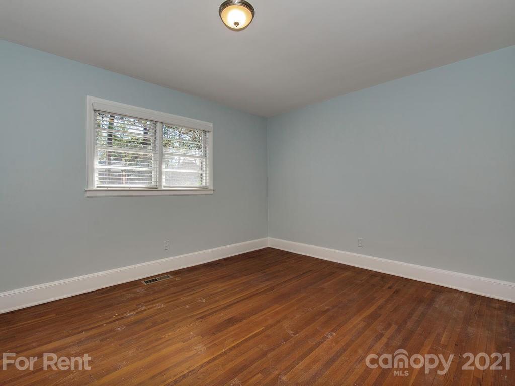 943 B Norland Road Charlotte, NC 28205 - Photo 9 of 17