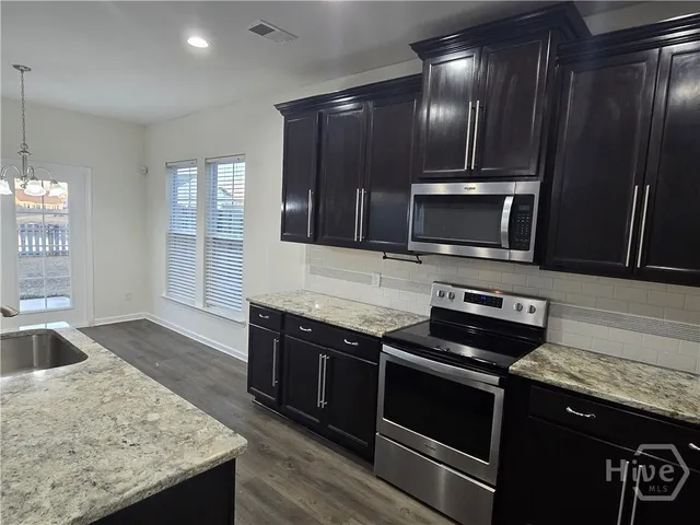 $2,300 | 98 Crystal Lake Drive, Savannah, GA 31407