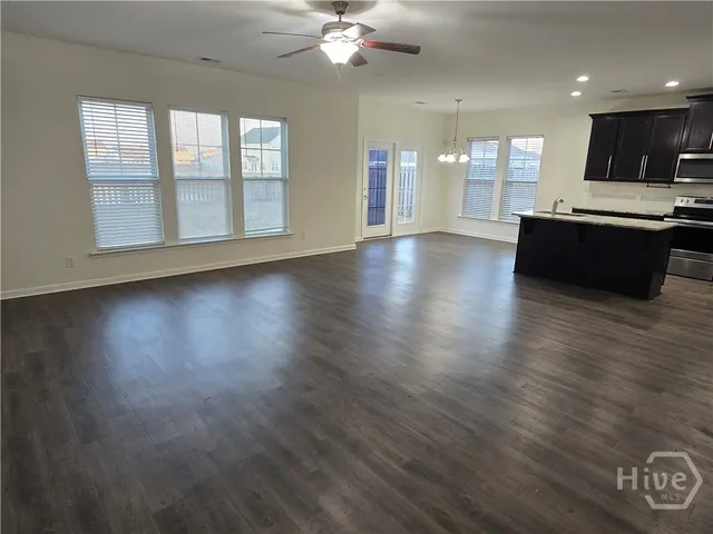 $2,300 | 98 Crystal Lake Drive, Savannah, GA 31407