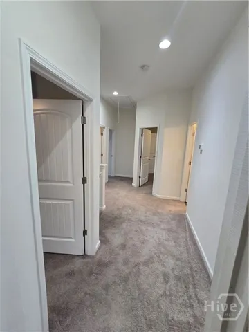 $2,300 | 98 Crystal Lake Drive, Savannah, GA 31407