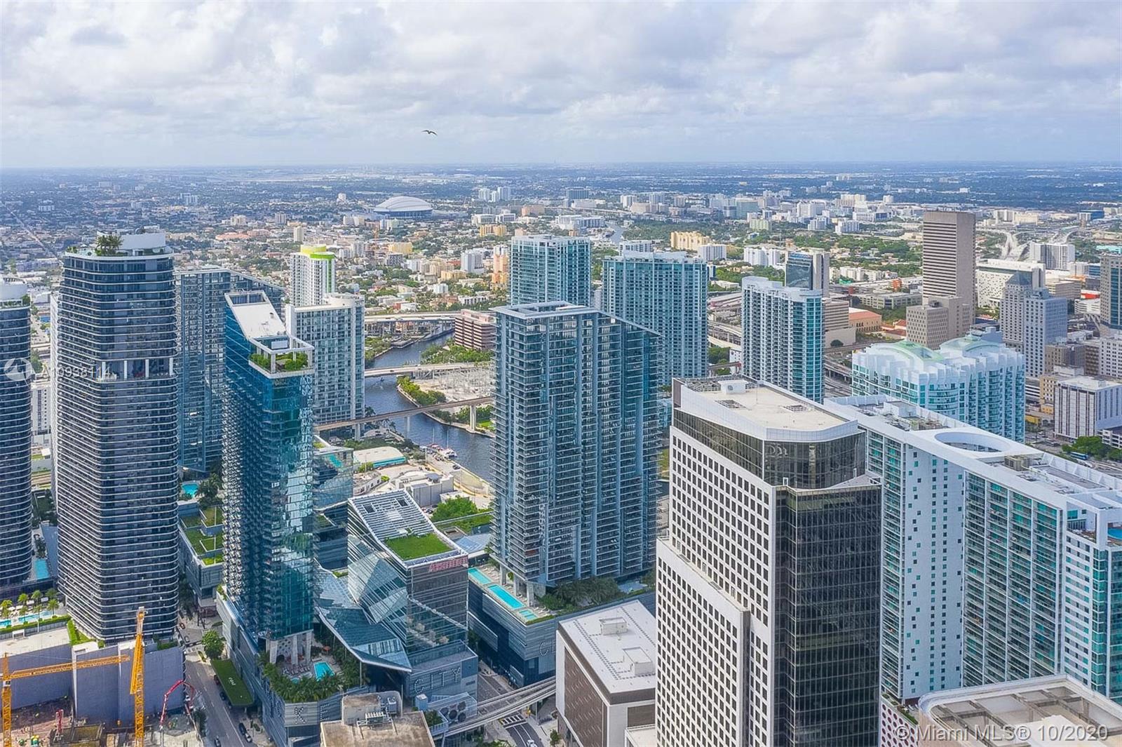 68 Southeast 6th Street, Unit 1109 Miami, FL 33131 - Photo 11 of 34