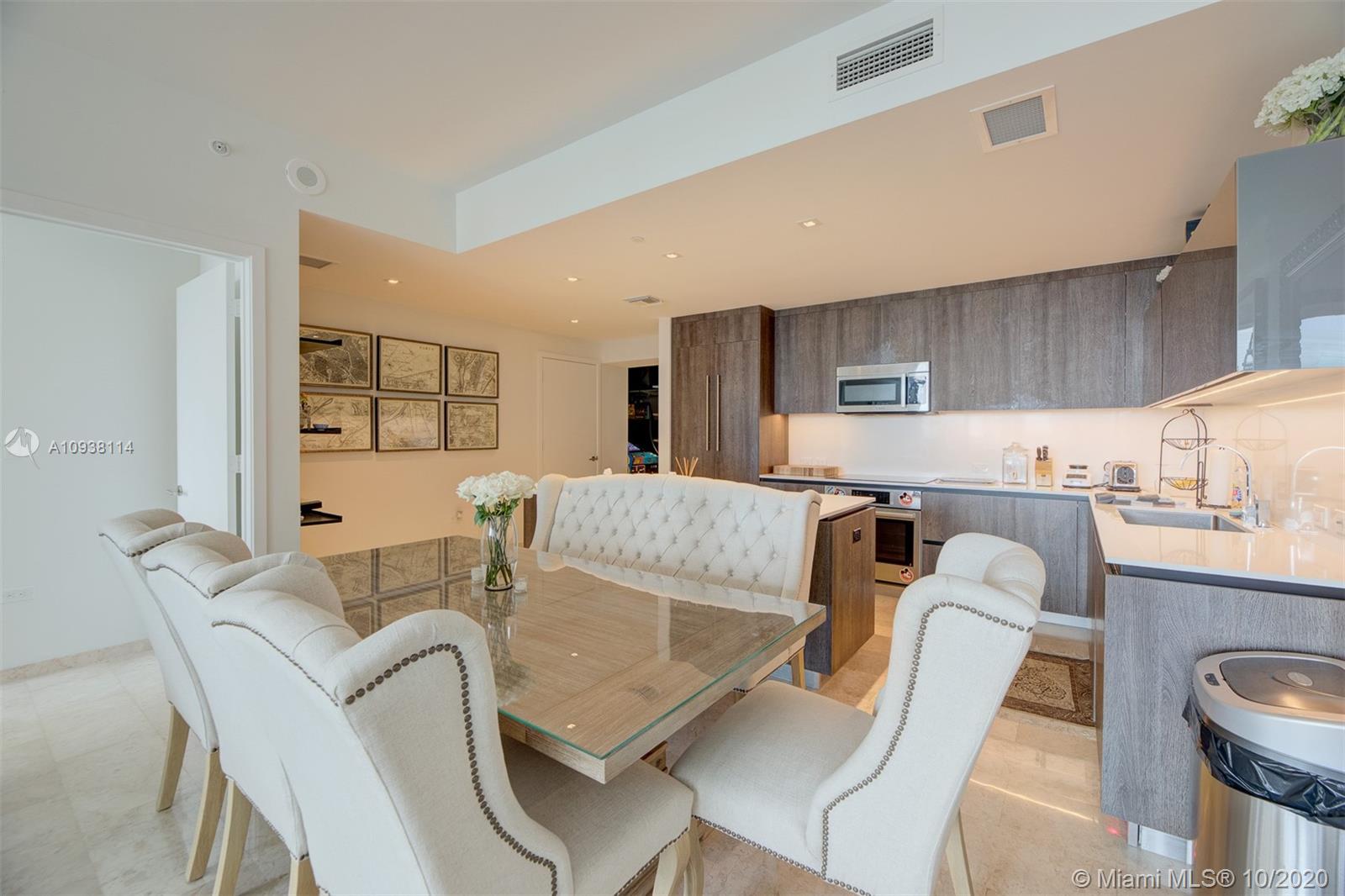 68 Southeast 6th Street, Unit 1109 Miami, FL 33131 - Photo 16 of 34