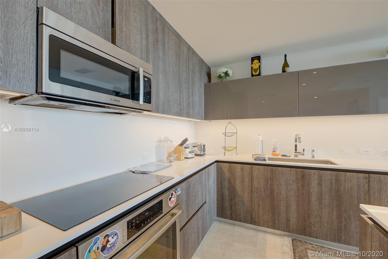 68 Southeast 6th Street, Unit 1109 Miami, FL 33131 - Photo 22 of 34