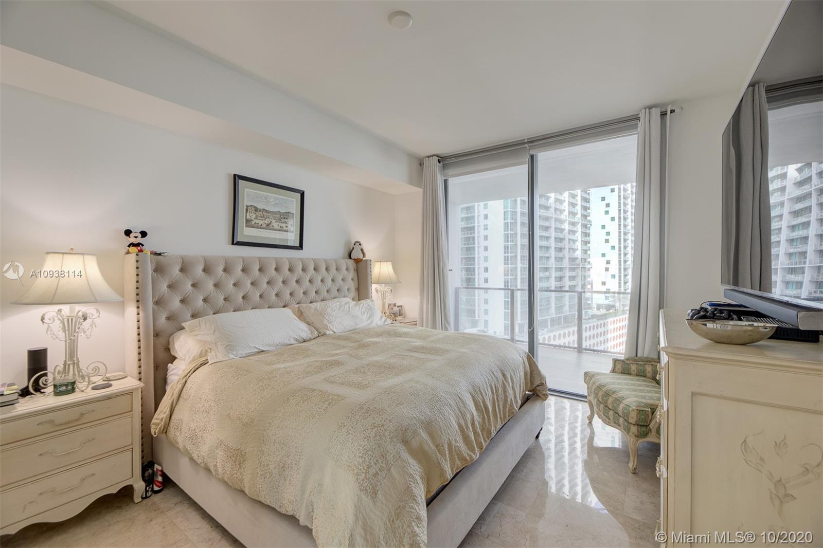 68 Southeast 6th Street, Unit 1109 Miami, FL 33131 - Photo 23 of 34