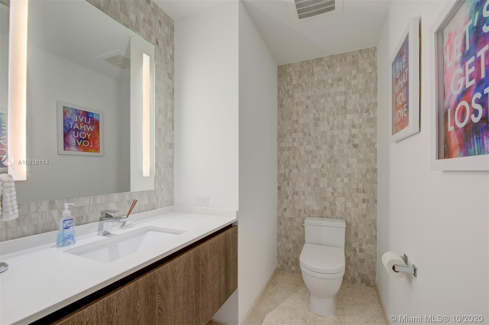 68 Southeast 6th Street, Unit 1109 Miami, FL 33131 - Photo 31 of 34