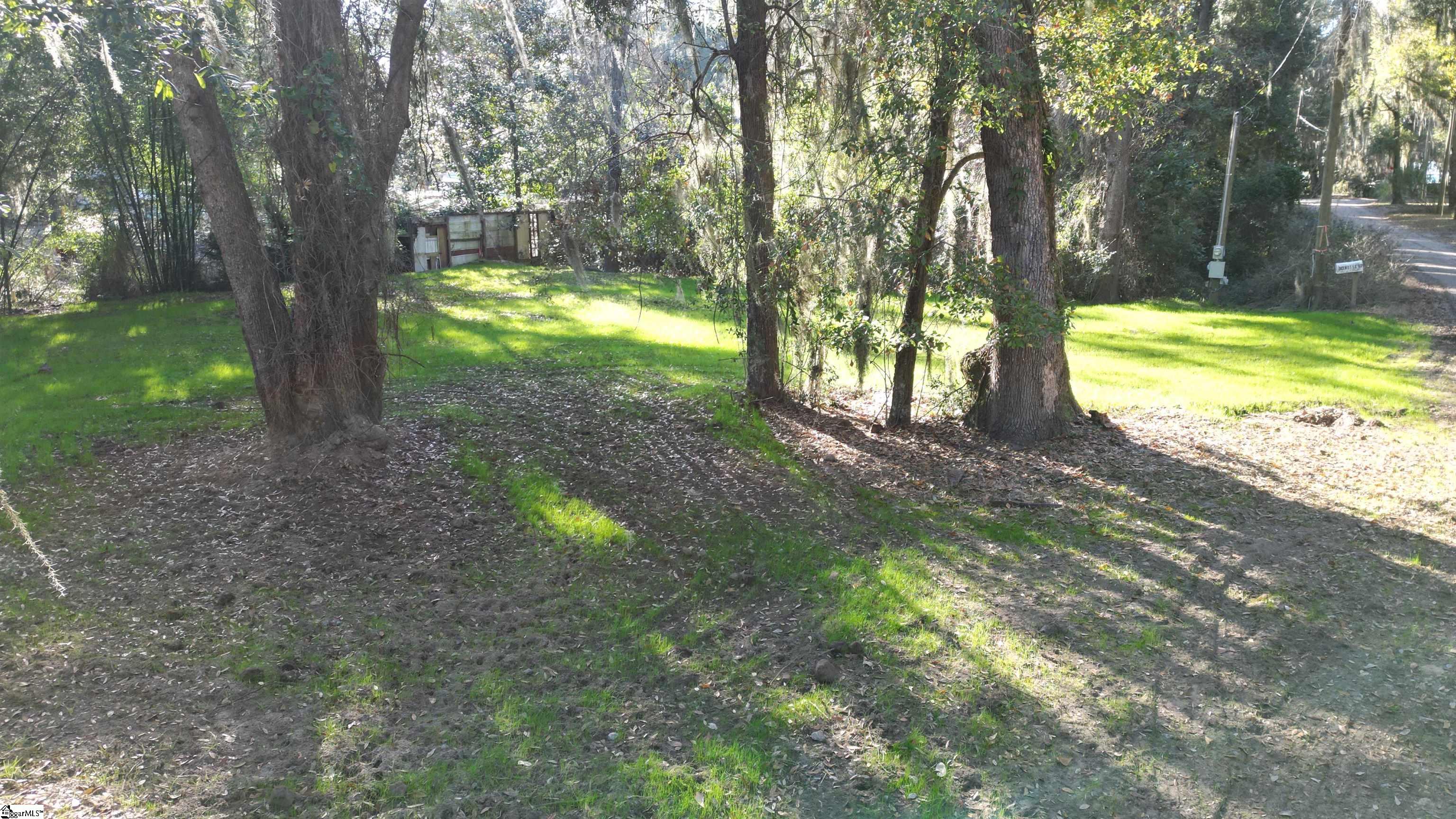 33 Mosse Road St. Helena Island, SC 29920 - Photo 7 of 9