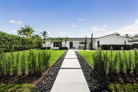 $3,800,000 | 9440 Southwest 136th Street, Miami, FL 33176