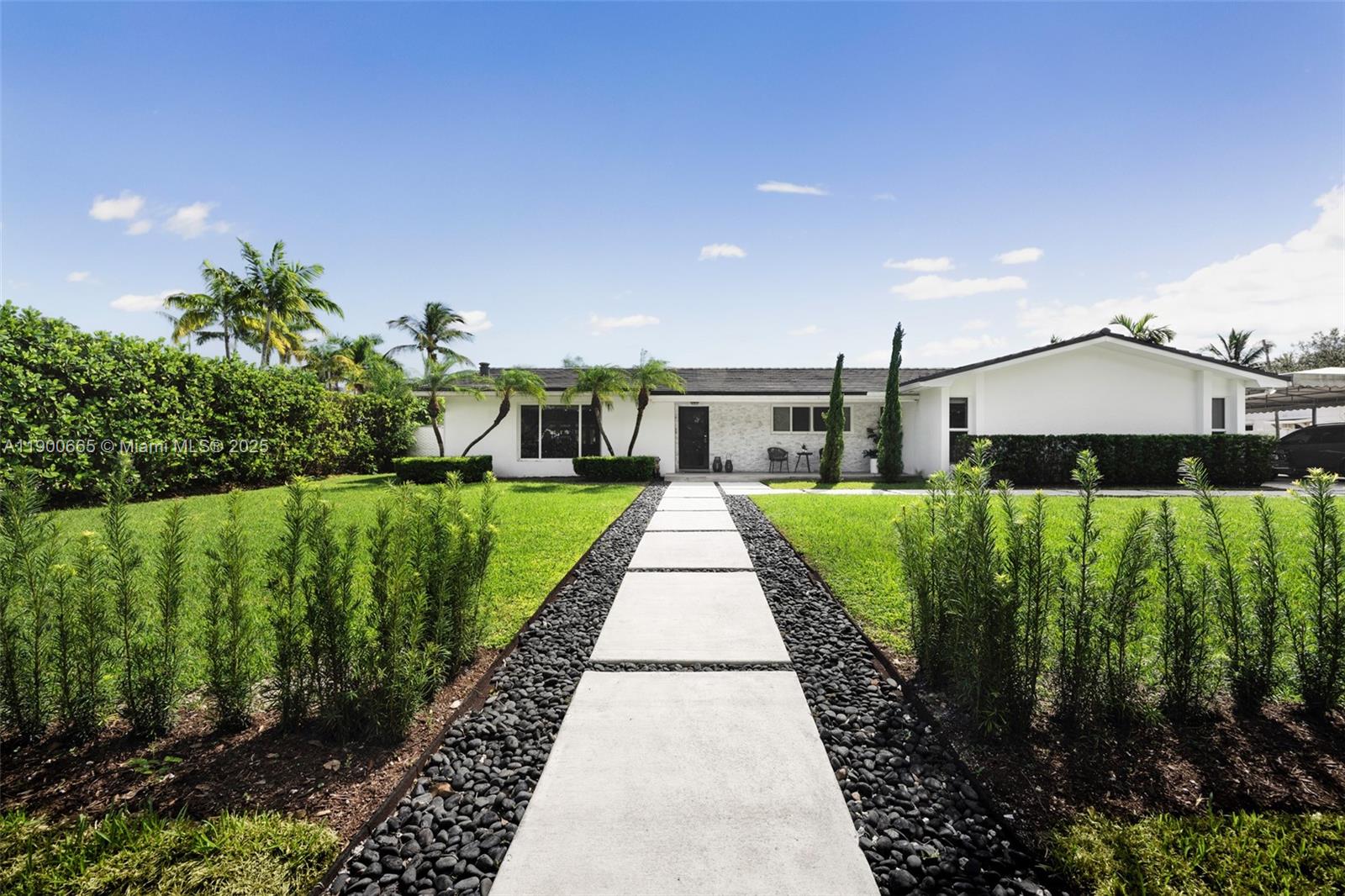 9440 Southwest 136th Street Miami, FL 33176 - Photo 5 of 40