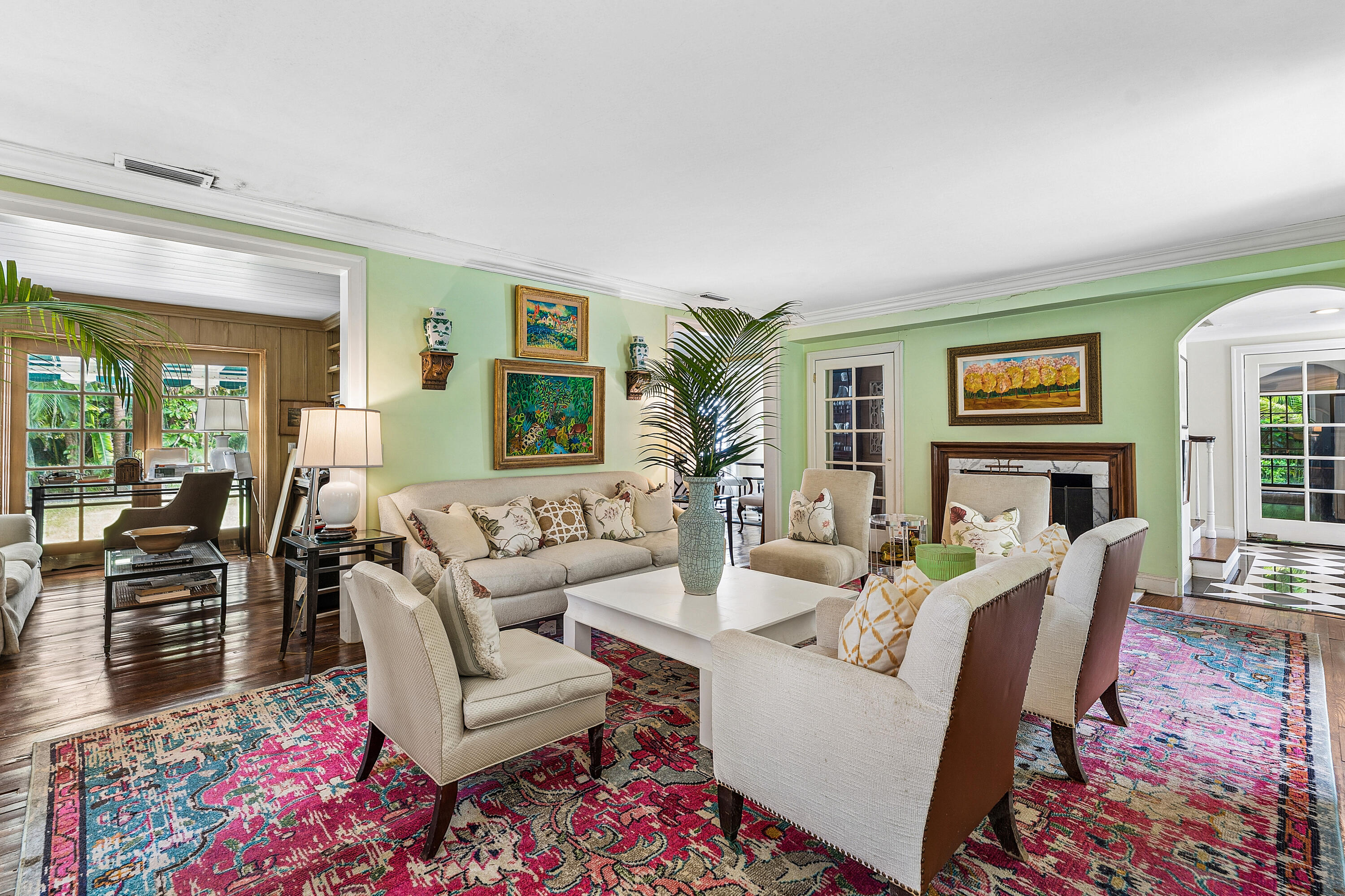 210 Merrain Road Palm Beach, FL 33480 - Photo 12 of 33 Living Room