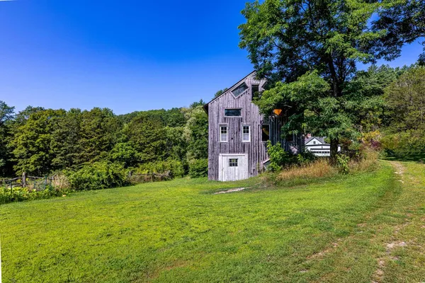 $847,000 | 303 Woodbury Road, Unit 6/3/59, Springfield, VT 05156