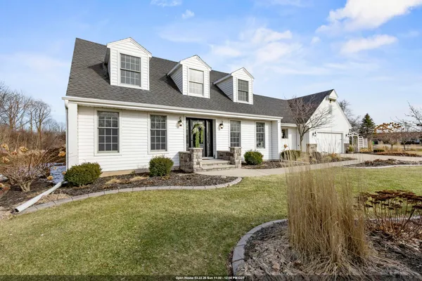 $679,900 | 3075 Ridgeway Drive, Neenah, WI 54956