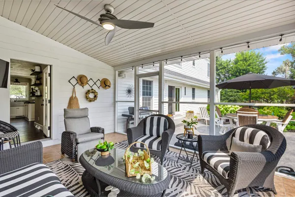 $679,900 | 3075 Ridgeway Drive, Neenah, WI 54956