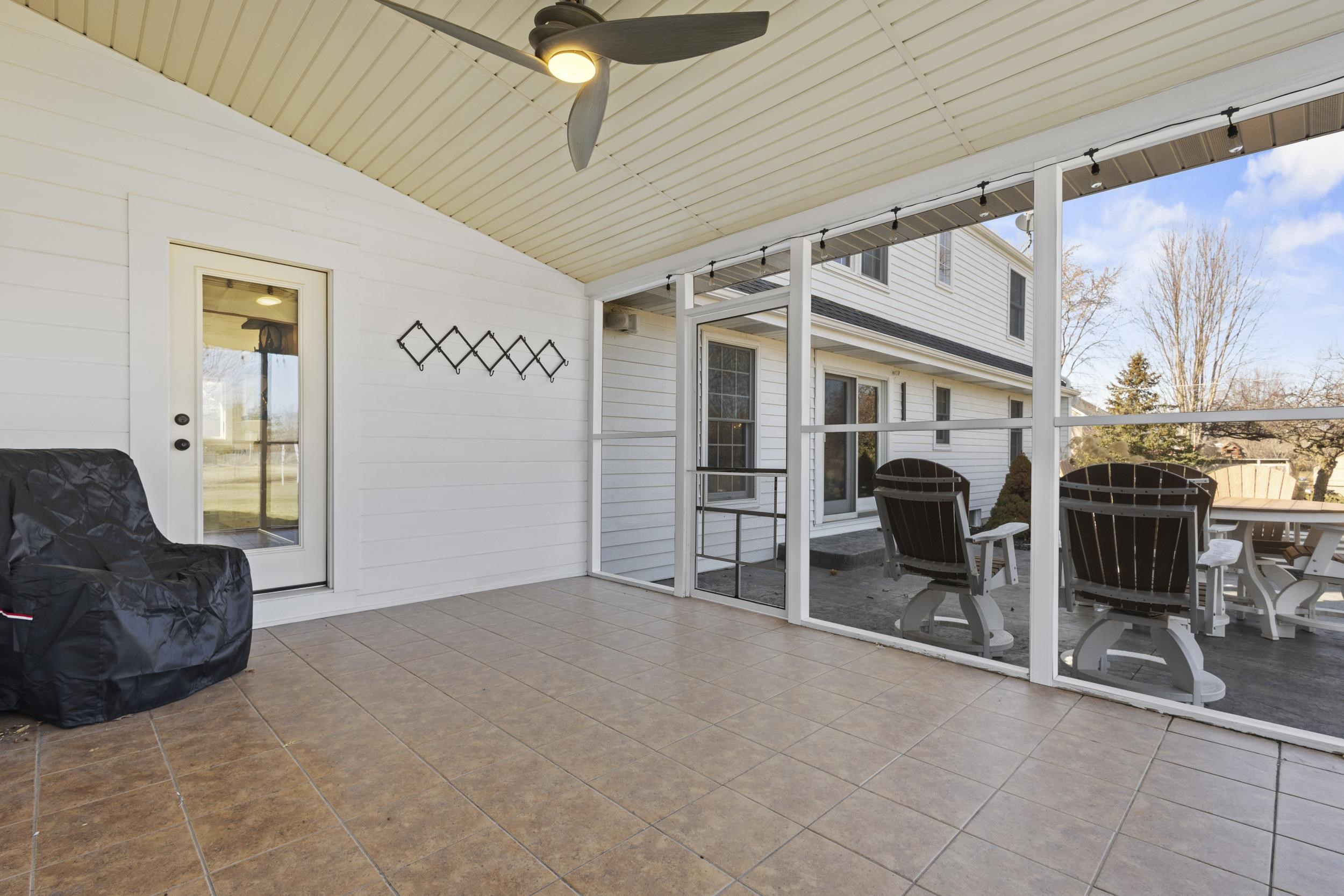 3075 Ridgeway Drive Neenah, WI 54956 - Photo 29 of 69