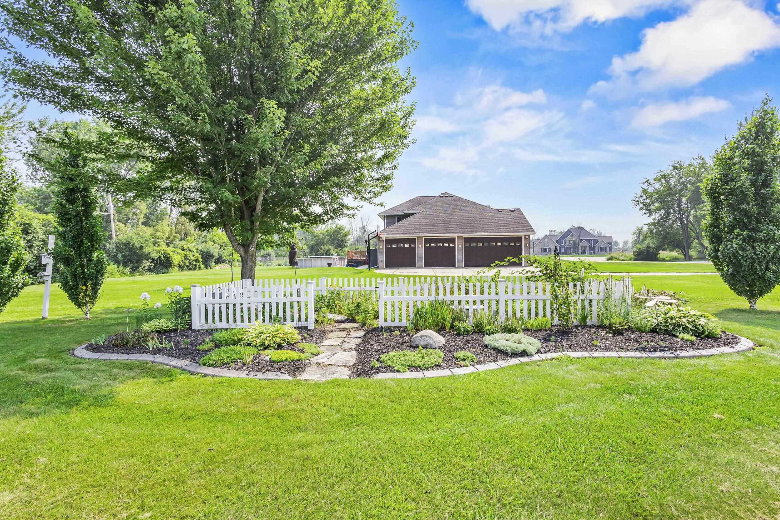 3075 Ridgeway Drive Neenah, WI 54956 - Photo 55 of 69